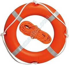 Cómo elegir el salvavidas adecuado para tu piscina